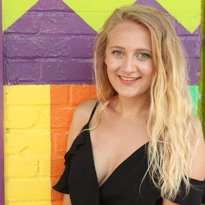 Meet your Posher, Deanna